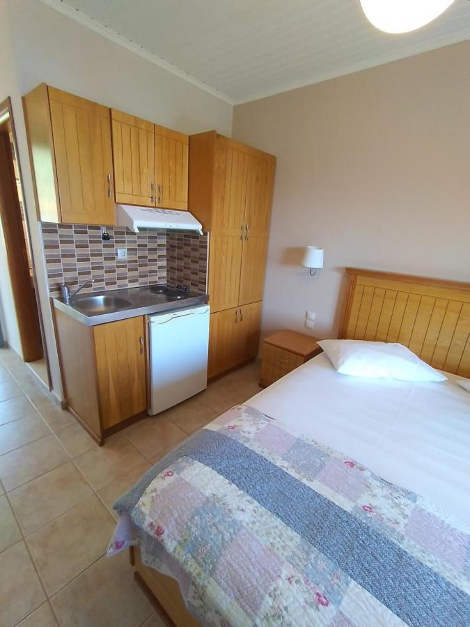 Panoramic View Apartman Kalamíci Kültér fotó